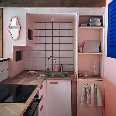 Mozane Apartment